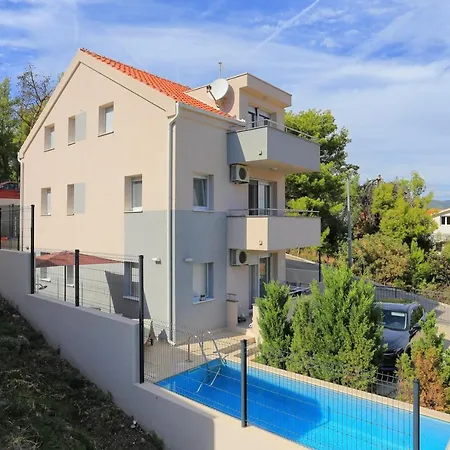 Villa Holiday House Adriana