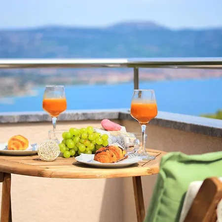 Holiday House Adriana Villa *